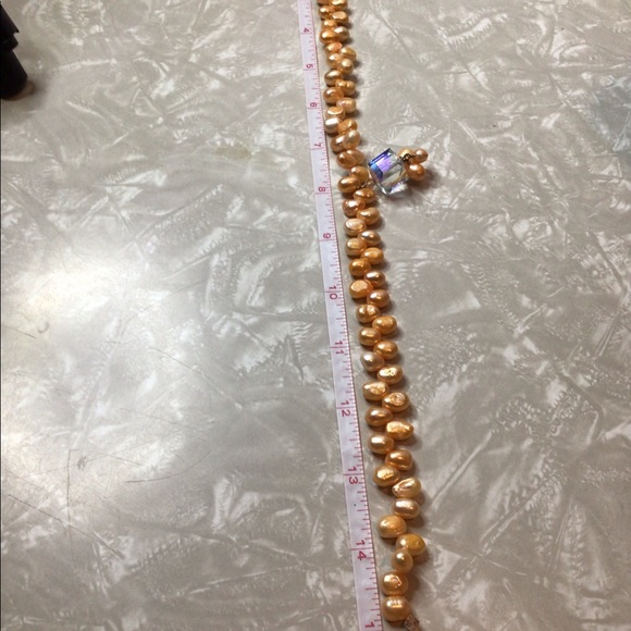 Fresh water pearls light peach pearls /Swarovski crystals - Picture 10 of 12